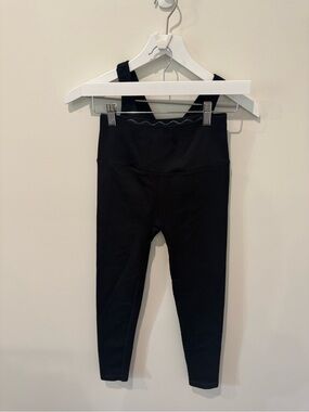 Beyond Yoga black athletic set